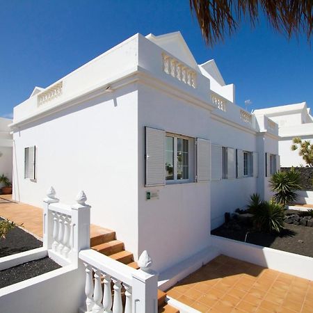 Villa Siesta By Villa Plus Пуэрто дель Кармен Экстерьер фото