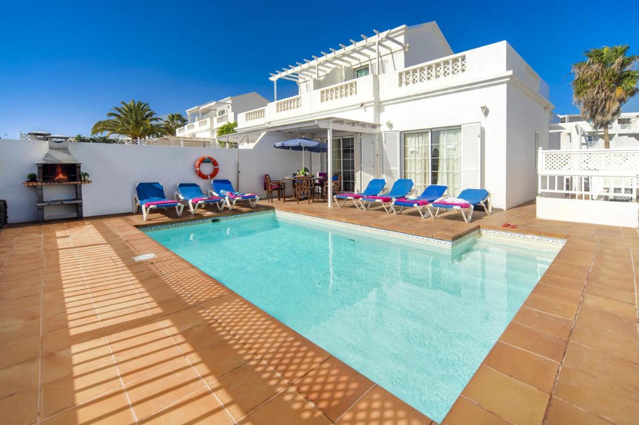 Villa Siesta By Villa Plus Пуэрто дель Кармен Экстерьер фото